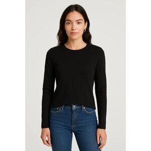 Michael Stars Long Sleeved Black tee size One size V-neck Long Length Molly